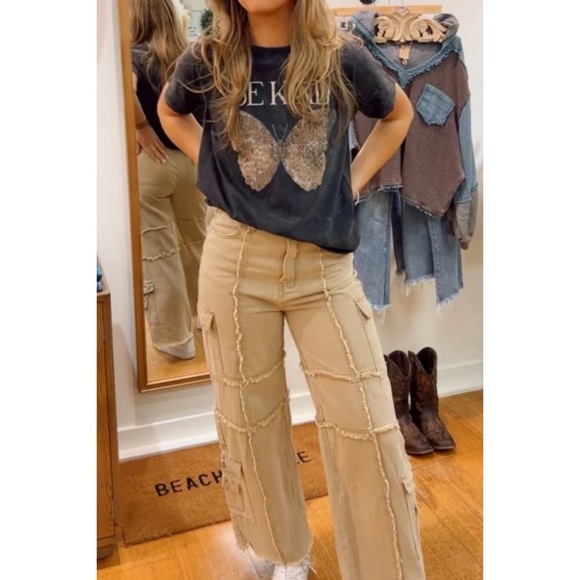 POL Reverse Seamed Relaxed Fit Straight Wide Leg Cargo Jeans in Coffee - Picture 1 of 13